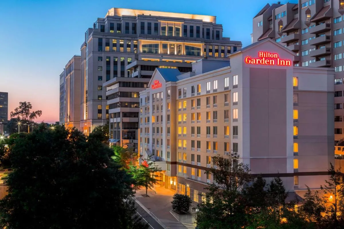 Image 2 of Hilton Garden Inn Arlington/Courthouse Plaza