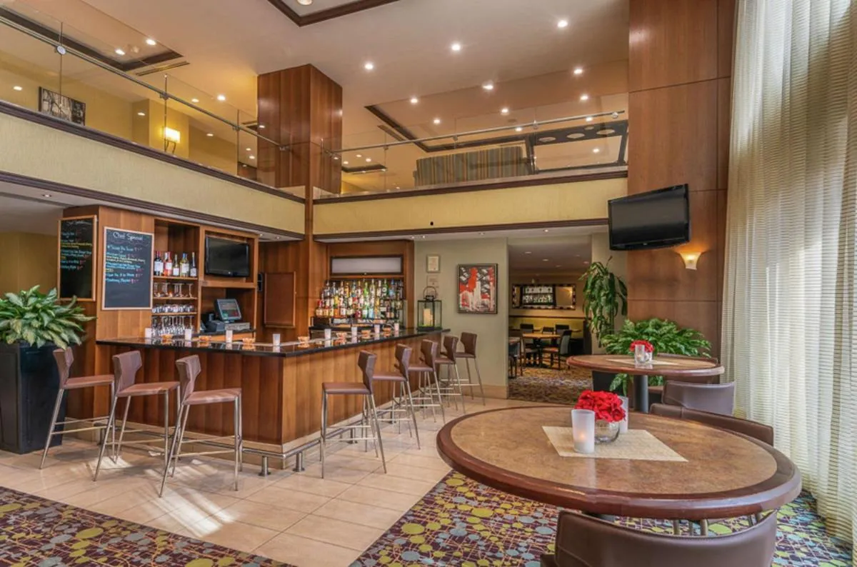 Image 4 of Hilton Garden Inn Bethesda Downtown