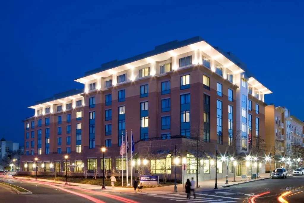 Image of Hilton Garden Inn Shirlington