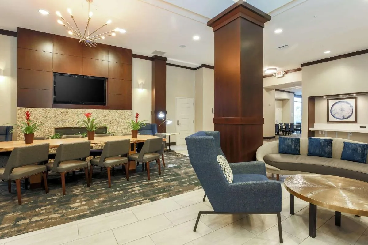 Image 3 of Hilton Garden Inn Shirlington