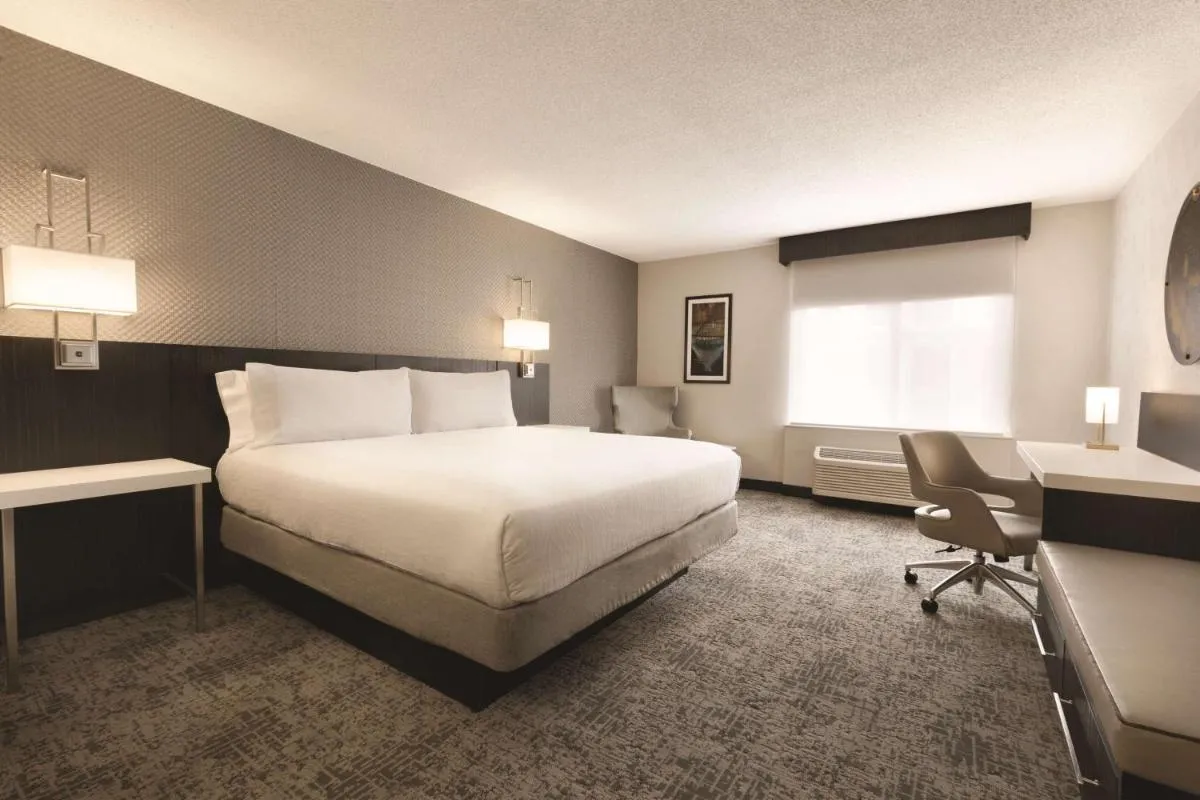 Image 2 of Hilton Garden Inn Washington DC Downtown