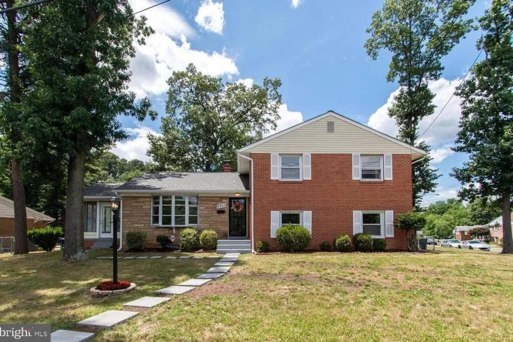 Image 1 of Home in College Park