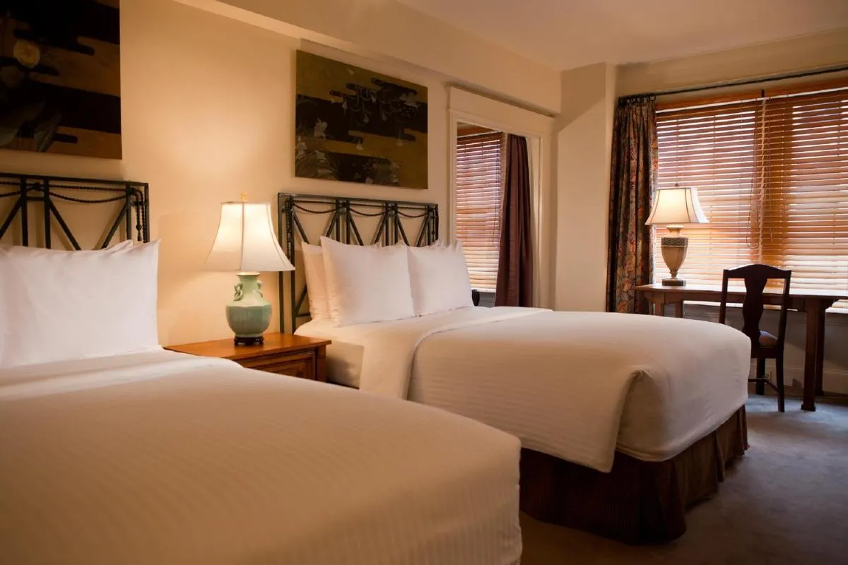 Image 2 of Hotel Lombardy