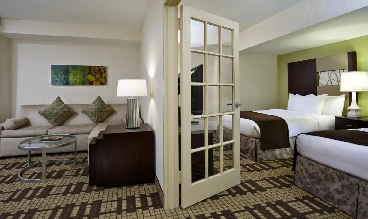 Image 4 of Hotel Silver Spring