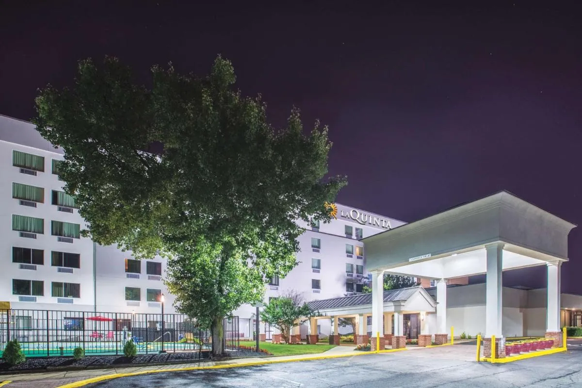 Image 4 of La Quinta Inn & Suites by Wyndham DC Metro Capital Beltway