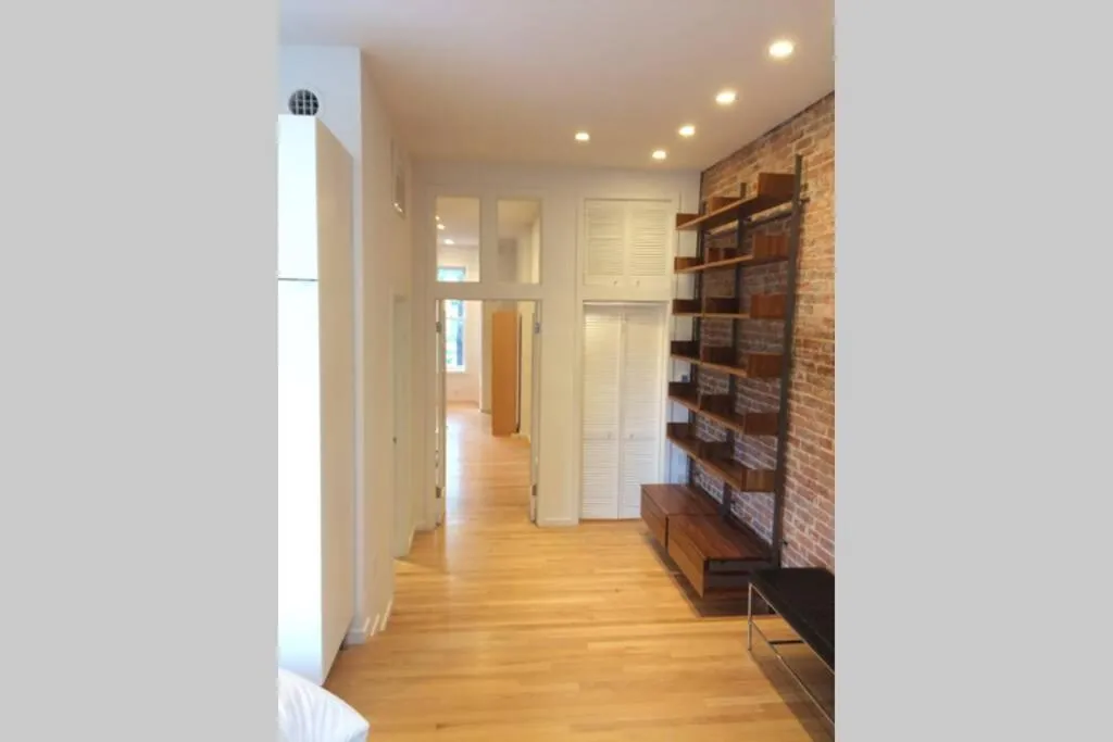 Image 2 of Lofty DC Sanctuary
