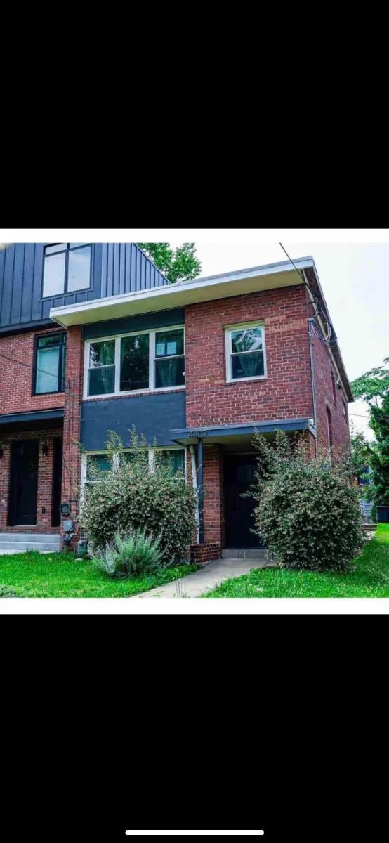Image 5 of Lovely 1-bedroom rental unit with free parking