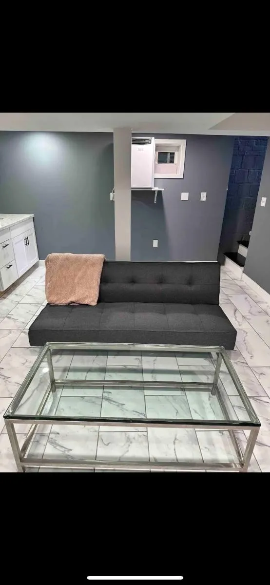 Image 3 of Lovely Private 1-bedroom with free parking