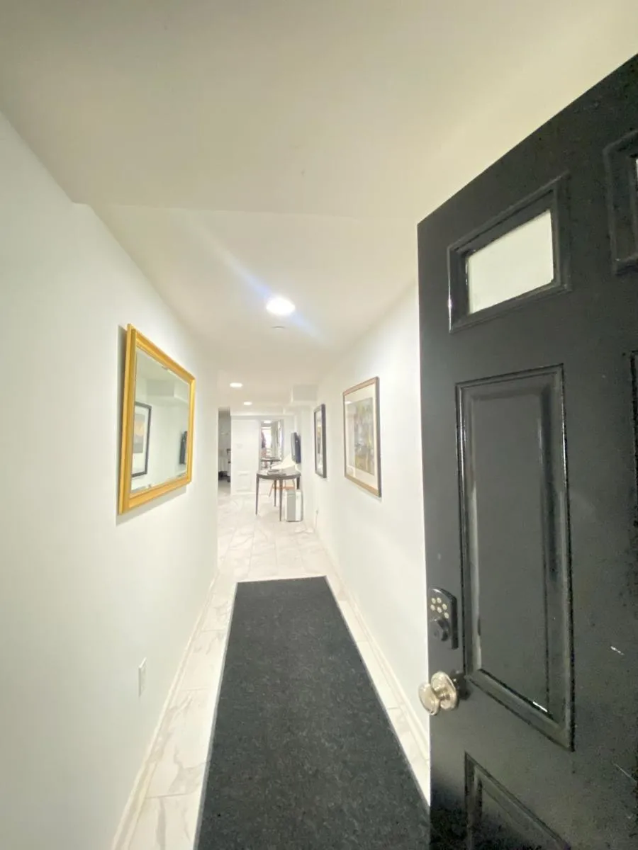 Image 6 of Lovely Remodeled 2bdrm Basement Home