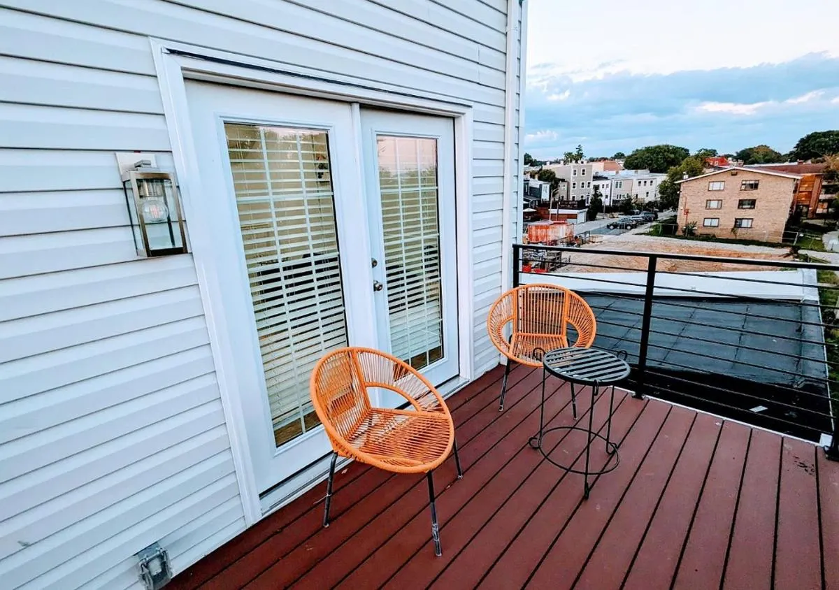 Image 3 of Luxurious 3 Bedroom Apt with a beautiful balcony