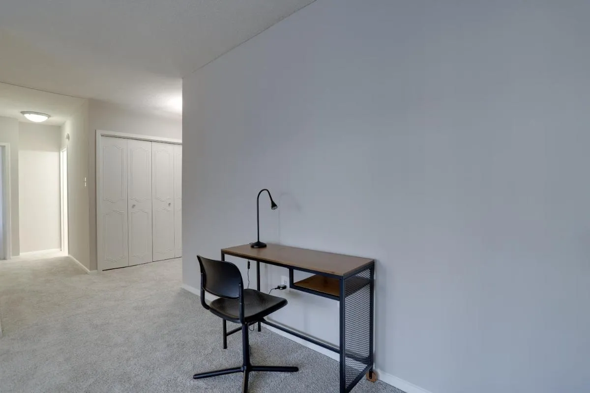 Image 6 of Luxury & Comfortable apartment at Crystal city