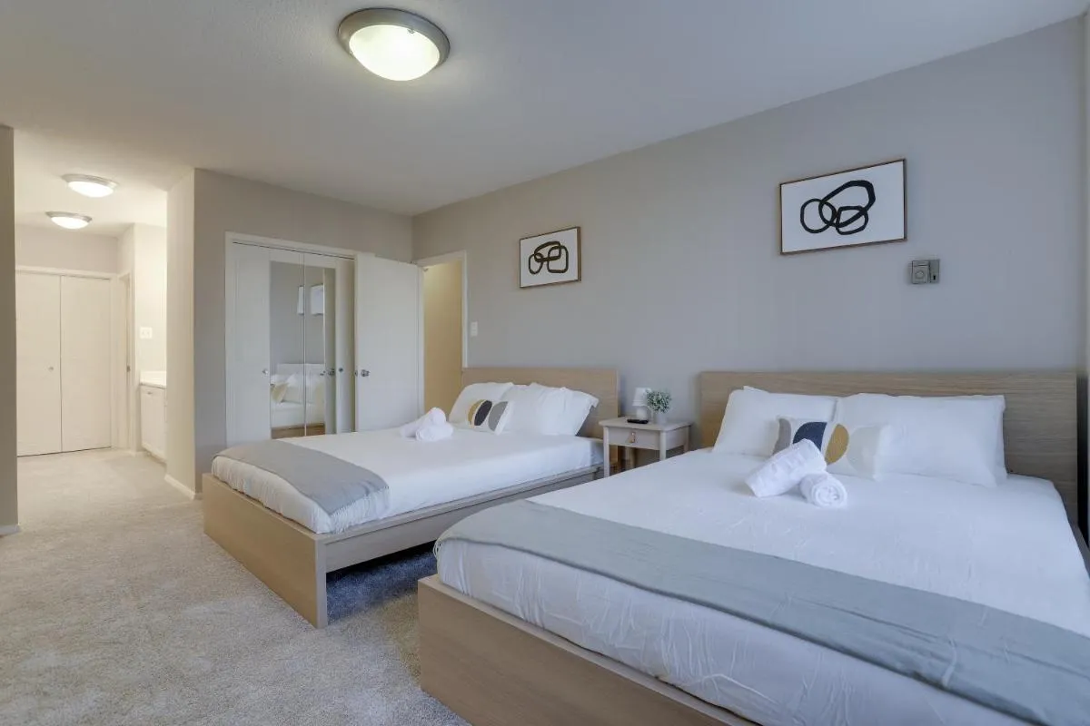 Image 1 of Luxury & Comfortable apartment at Crystal city