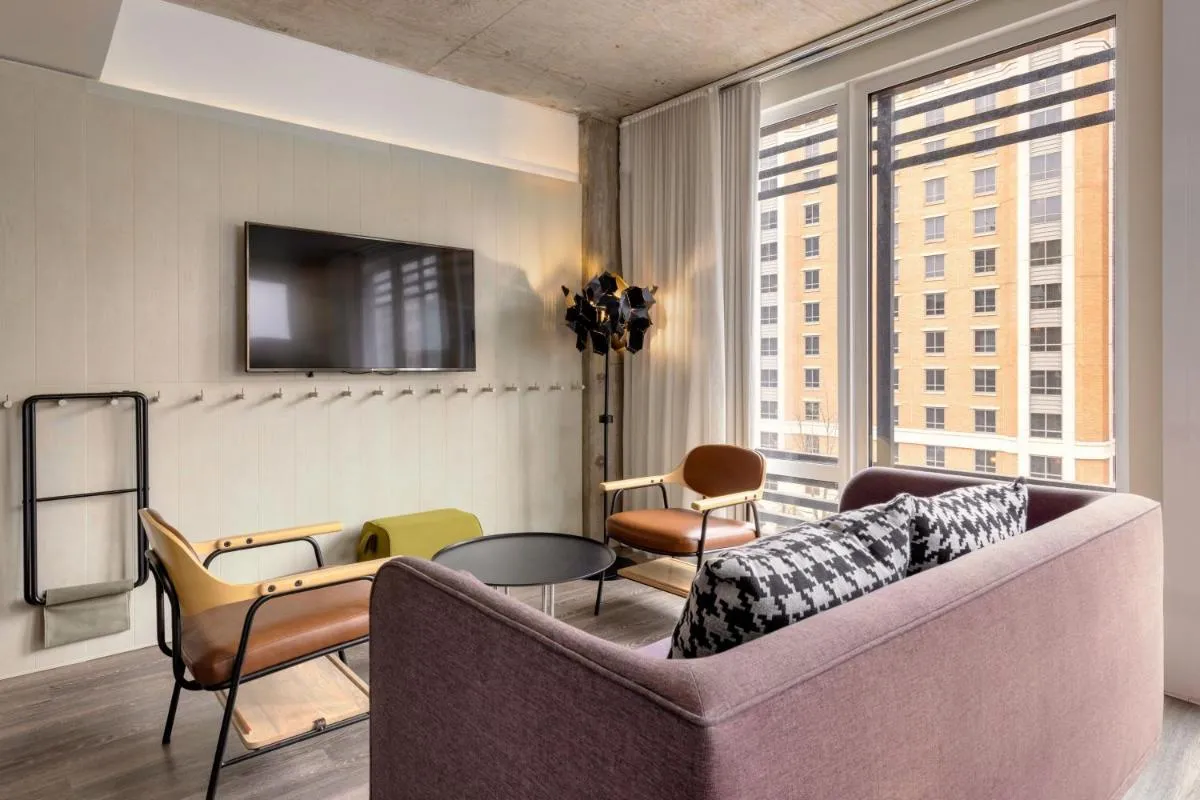 Image 4 of Moxy Washington, DC Downtown