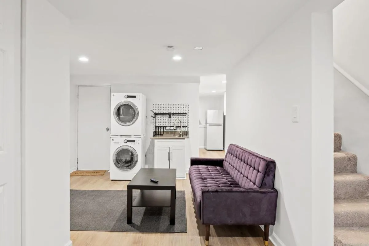 Image 3 of Negin 2903 – Basement Unit
