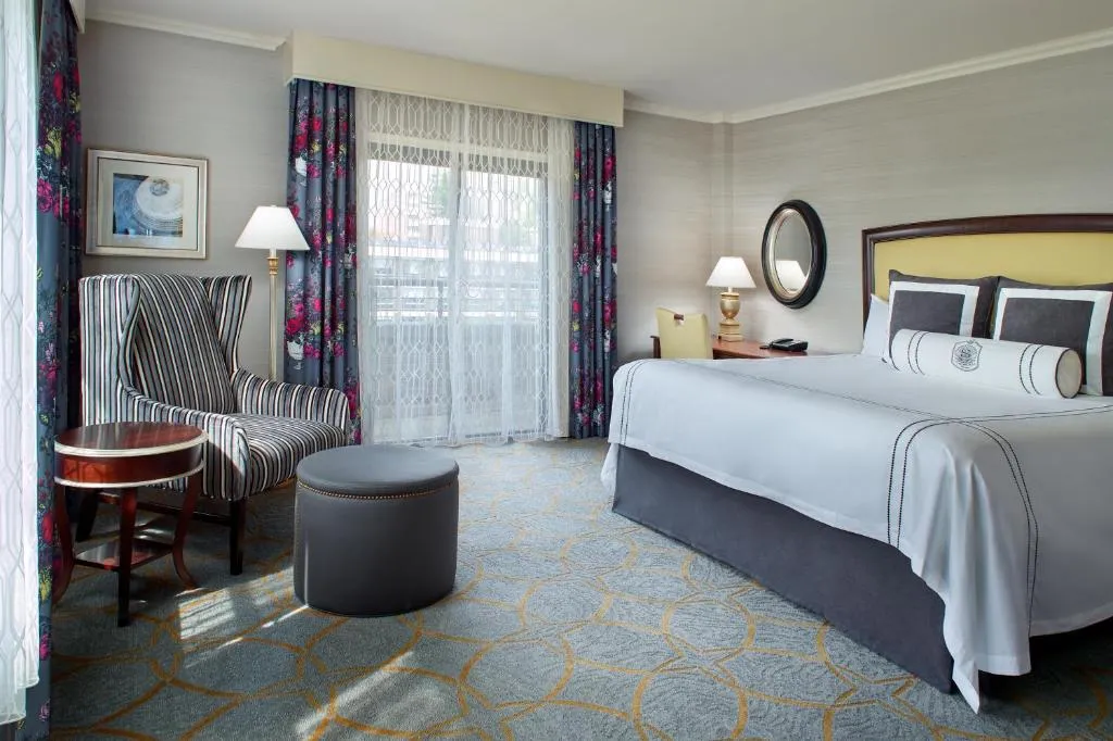 Image of Omni Shoreham Hotel