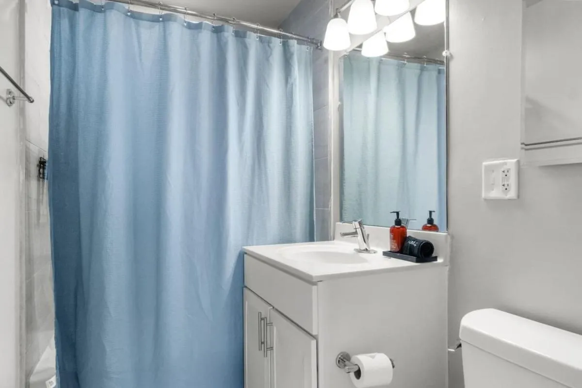 Image 2 of Penthouse Living near DC and Metro