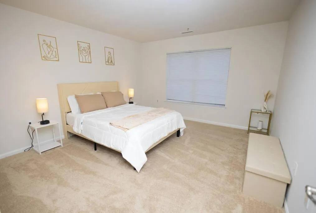 Image 2 of Perfect Stay! 1 BR mins to DC