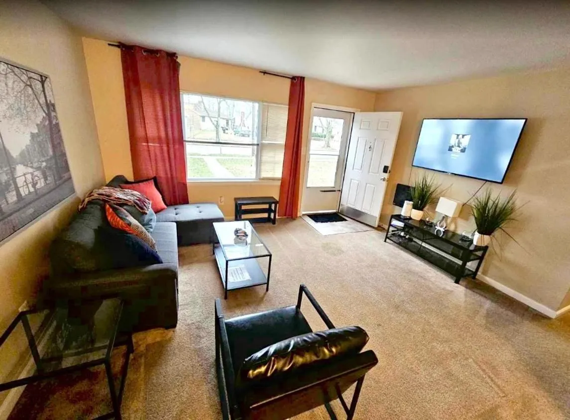 Image 4 of Perfect for family visits to Washington DC or UMD!