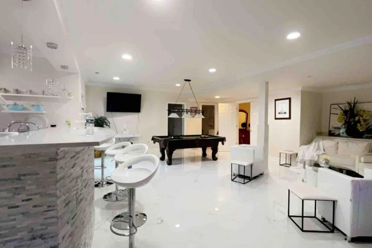 Image 1 of Pleasant, enjoyable and relaxing (Lower level)