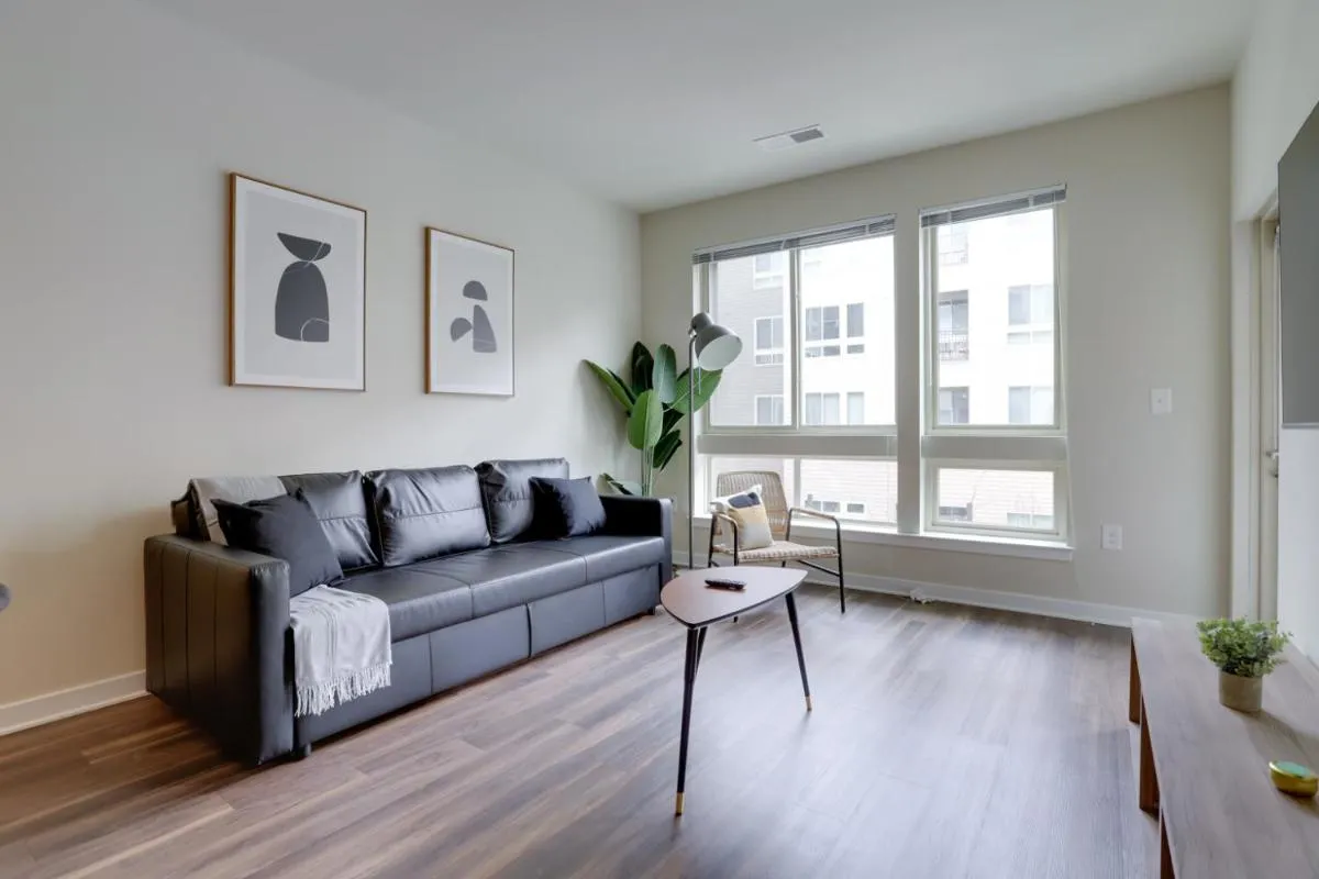 Image 6 of Quiet Apartment with Amazing Amenities @Alexandria