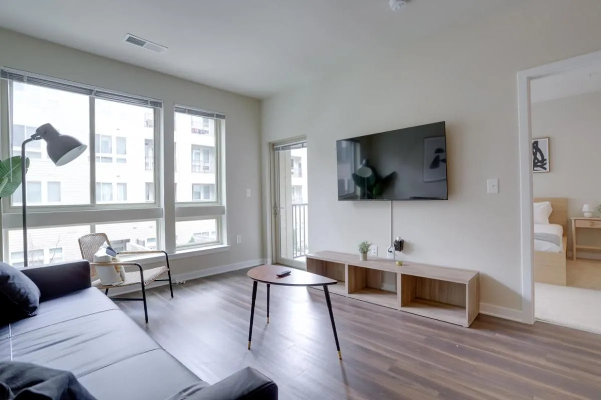 Image 5 of Quiet Apartment with Amazing Amenities @Alexandria