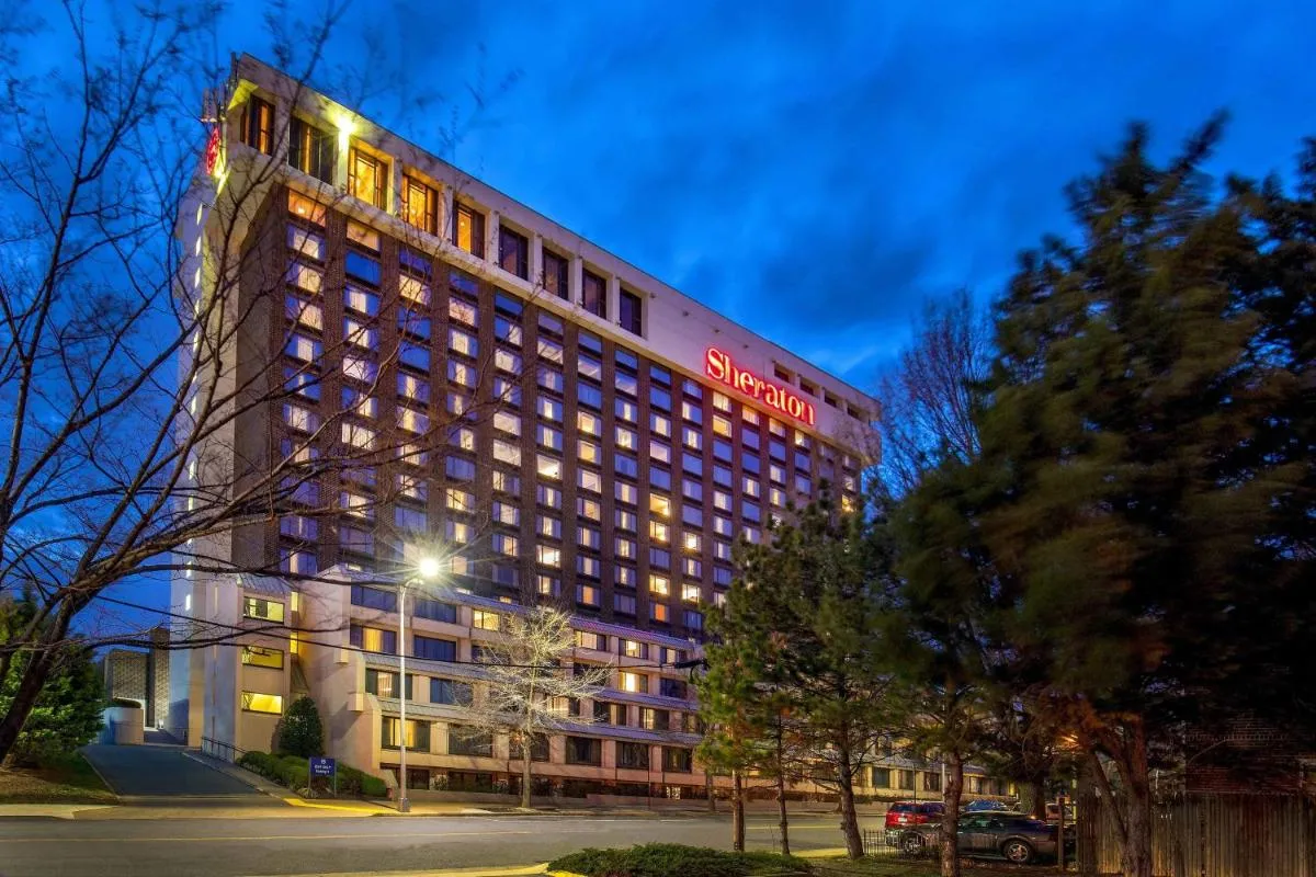 Image 5 of Sheraton Pentagon City