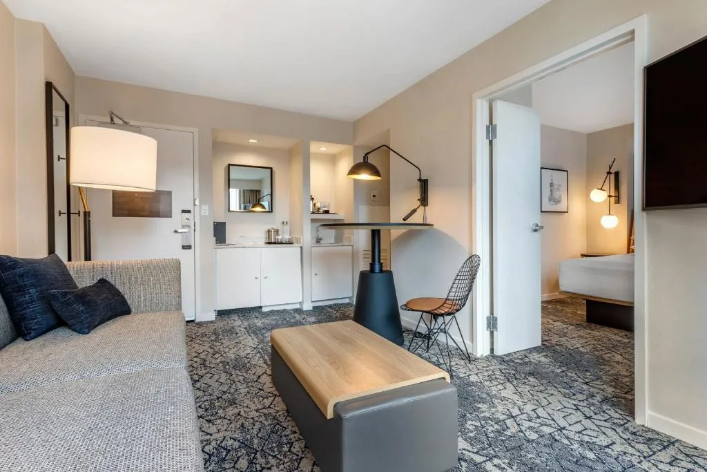 Image of Sheraton Suites Old Town Alexandria