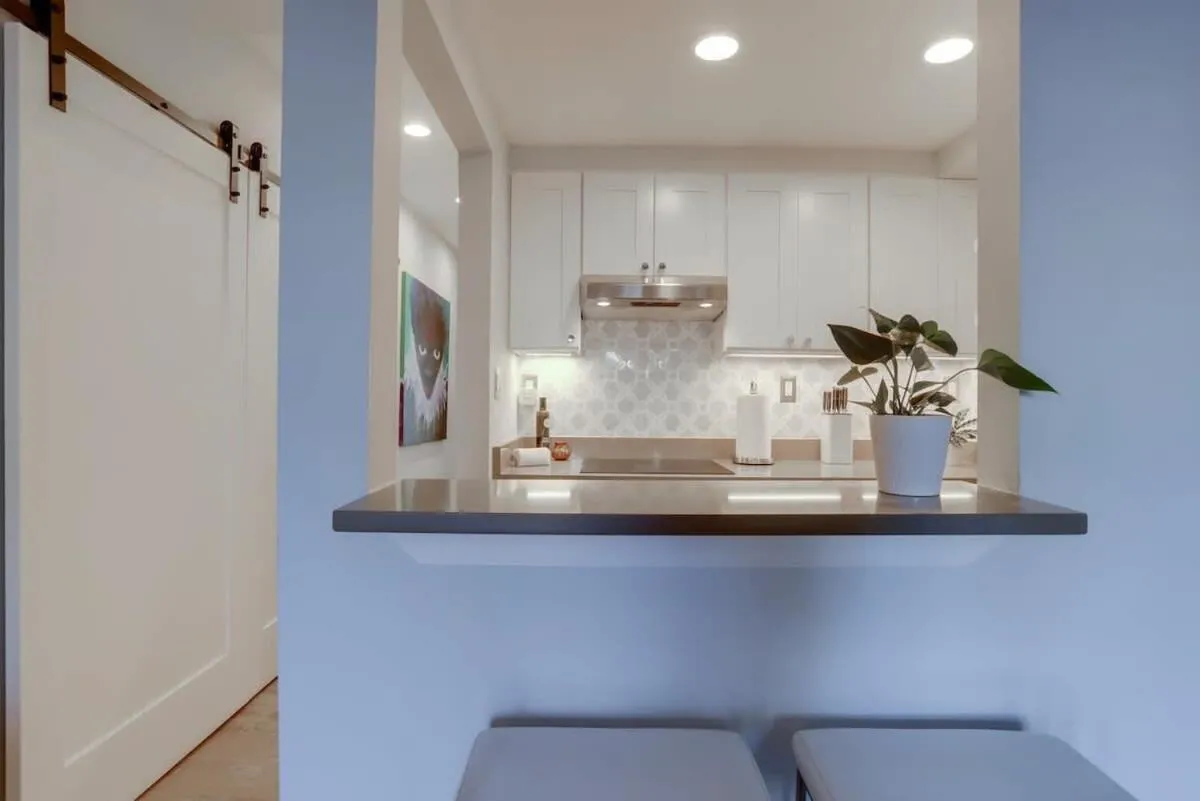 Image 2 of Sojourn Capitol Hill 1 BR with Patio & Grill