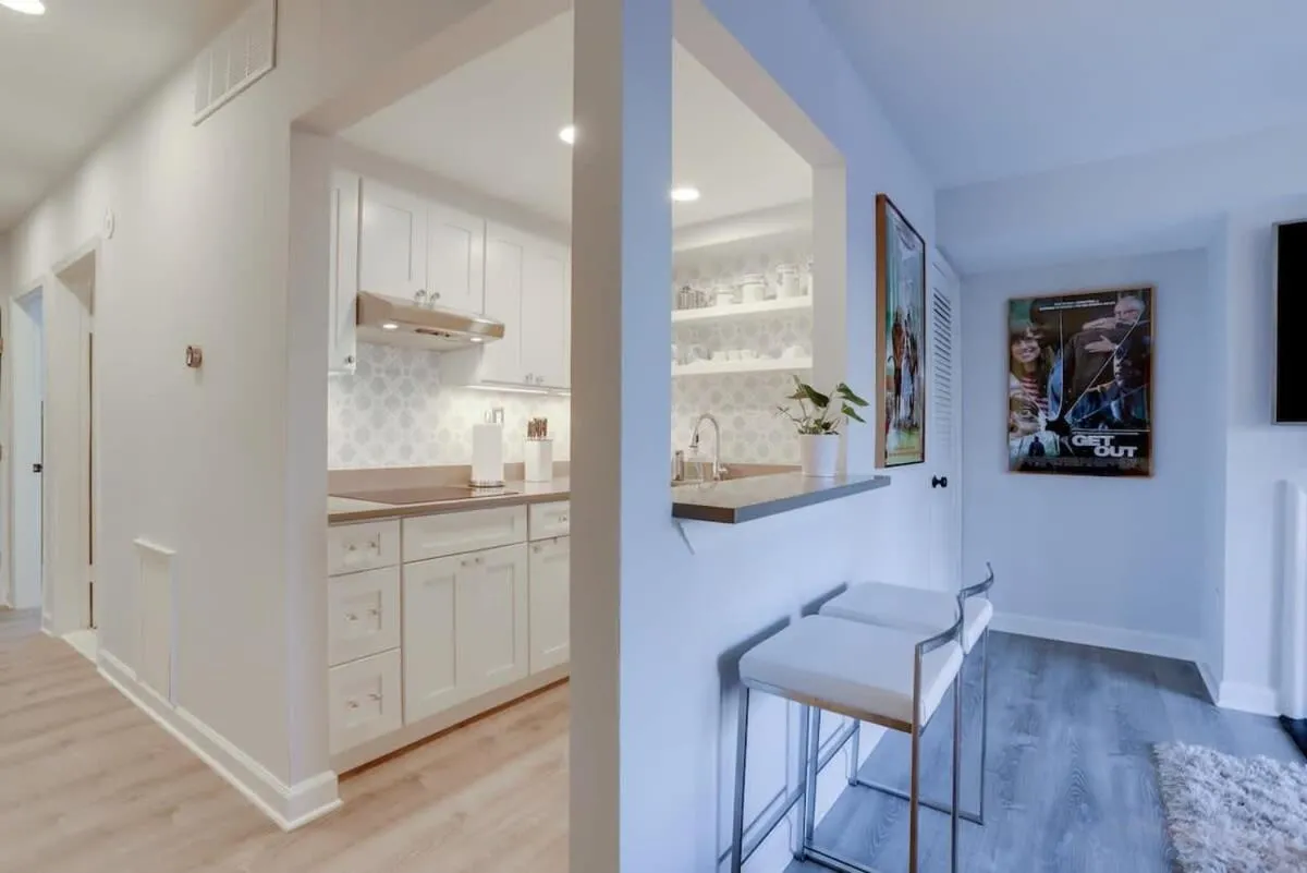 Image 3 of Sojourn Capitol Hill 1 BR with Patio & Grill