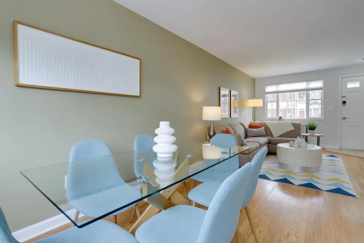 Image 1 of Sojourn Townhome in Old Town Alexandria with Relaxing Yard