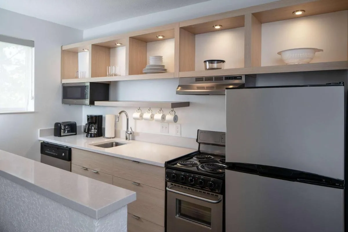 Image 6 of Sonesta Simply Suites Falls Church