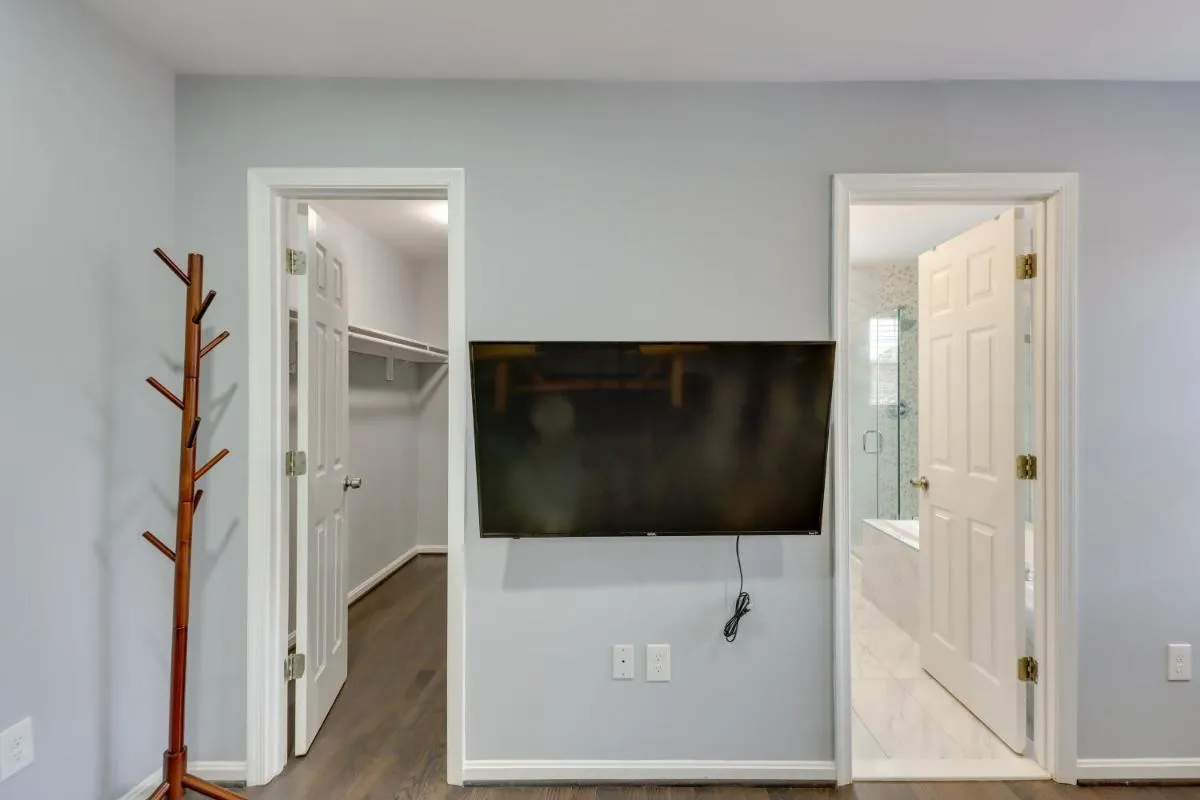 Image 2 of Spacious Cheverly Home – 8 Mi to National Mall!