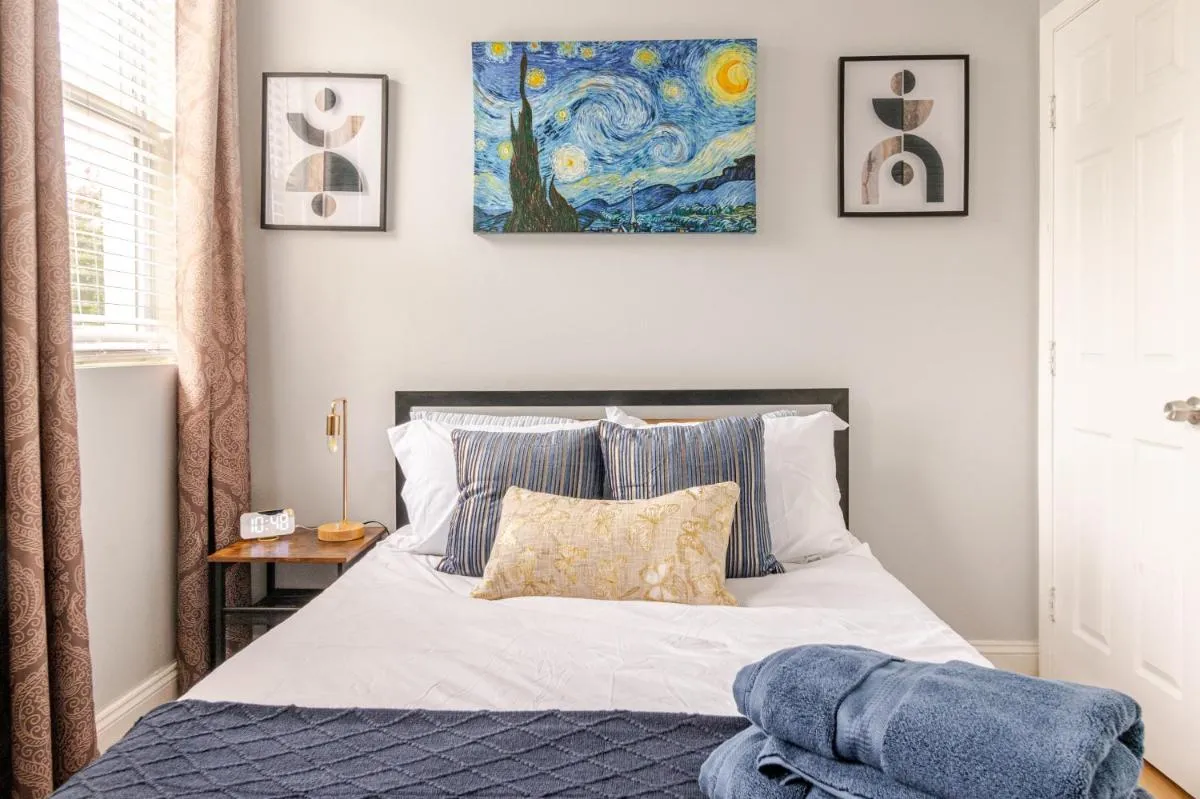 Image 1 of Spacious, Relaxing and Gorgeous 5BD 5BA House in DC