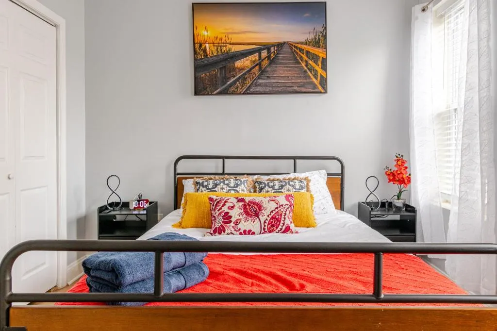 Image of Spacious, Relaxing and Gorgeous 5BD 5BA House in DC