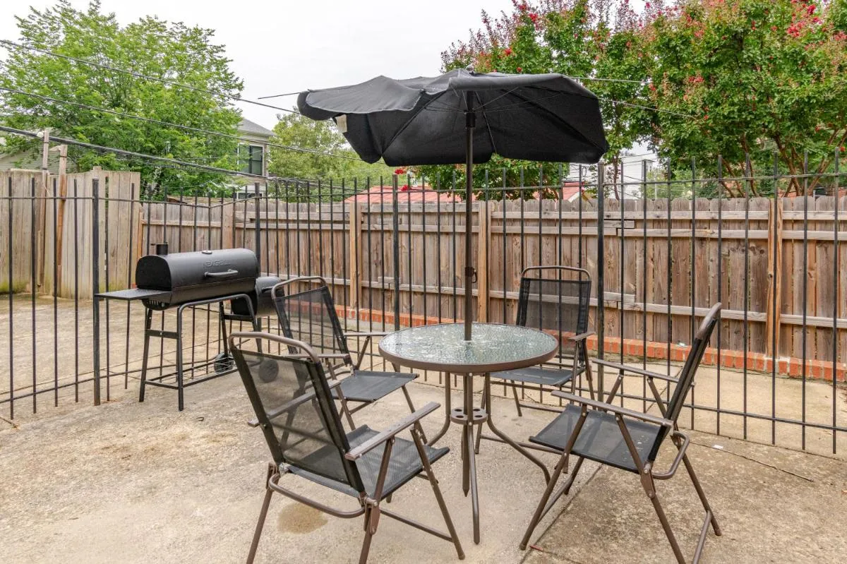 Image 4 of Spacious, Relaxing and Gorgeous 5BD 5BA House in DC