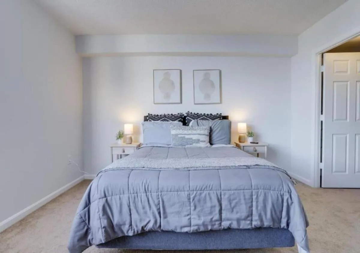 Image 1 of Splendid 1 Bedroom Condo At Ballston With Gym