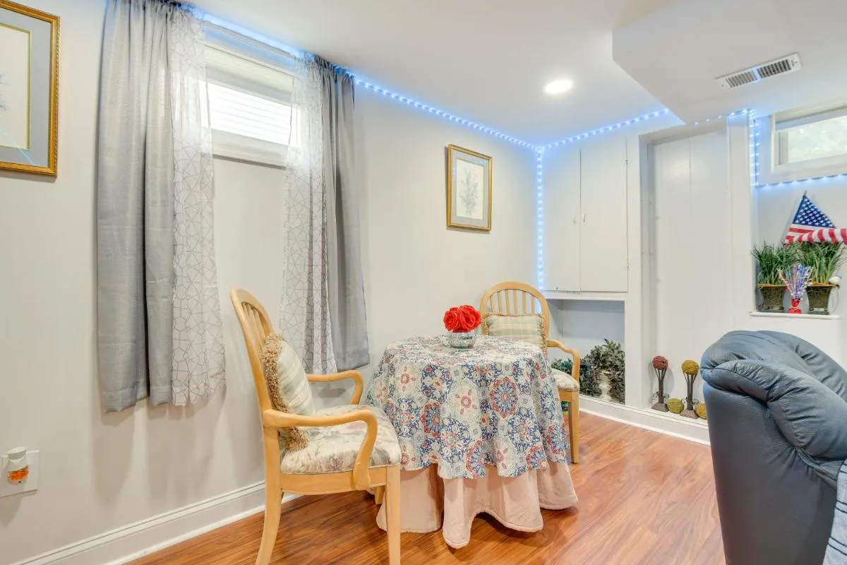 Image 3 of Splendid Hyattsville Home 7 Mi to Capitol!