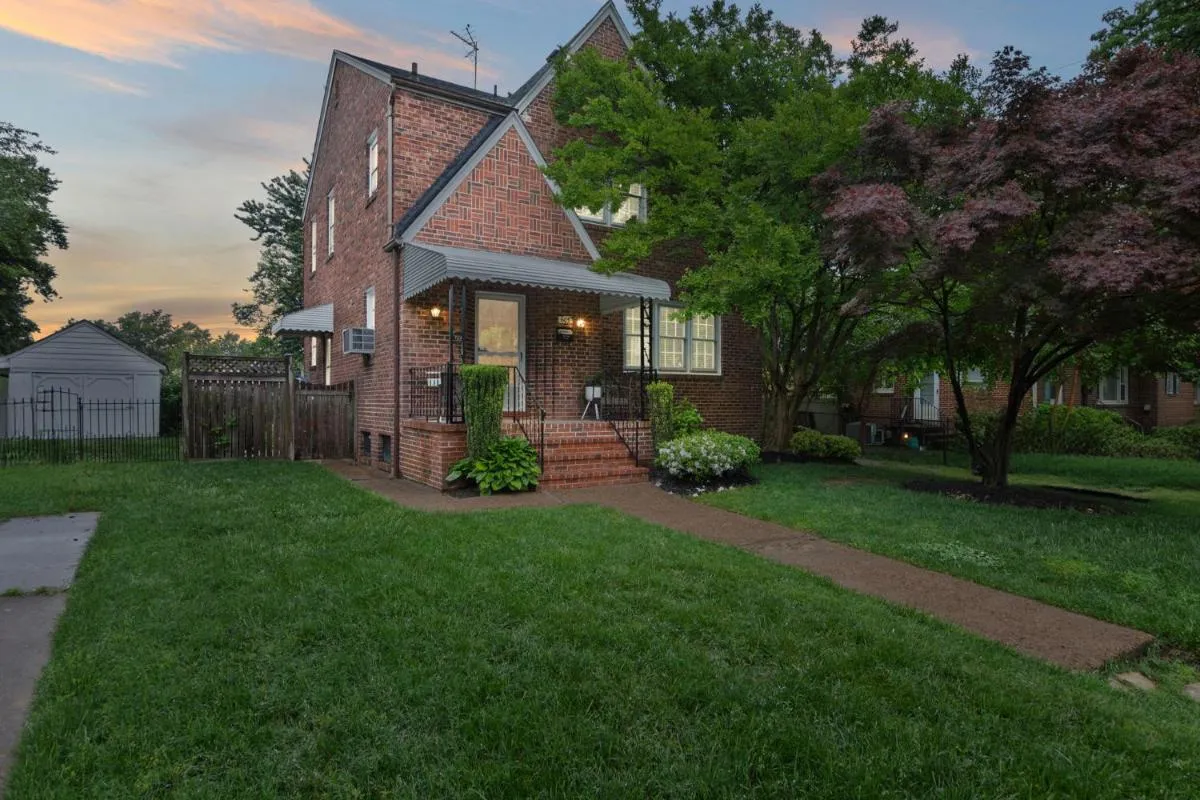 Image 1 of Stately 5BR Historic Retreat – CozySuites