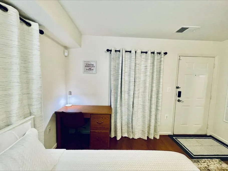 Image of Studio in the heart of Rockville