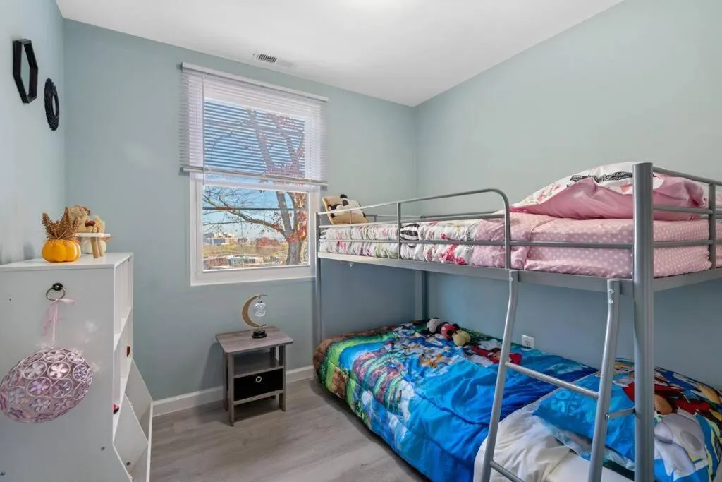 Image 5 of Stunning Old-Town Alexandria house with free parking