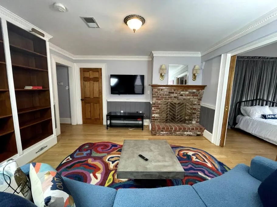 Image 4 of Stupendous Apartment Steps From the Capitol!