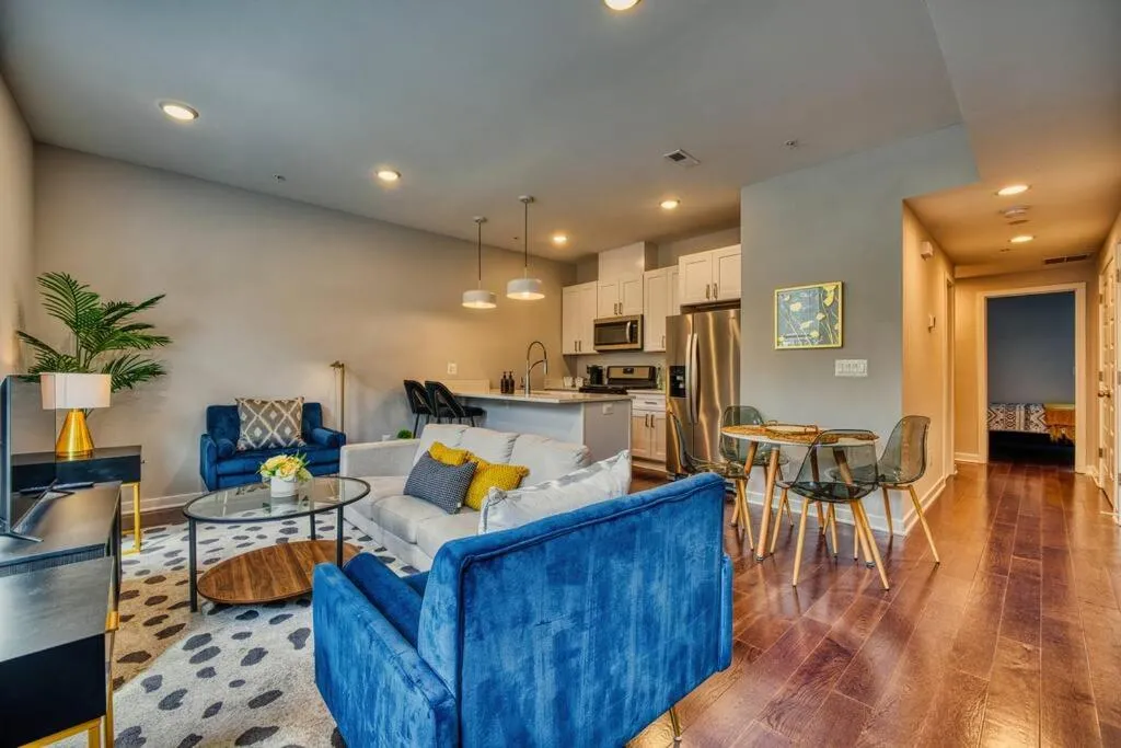 Image of Stylish 2-Bedroom/2Bath Hideaway