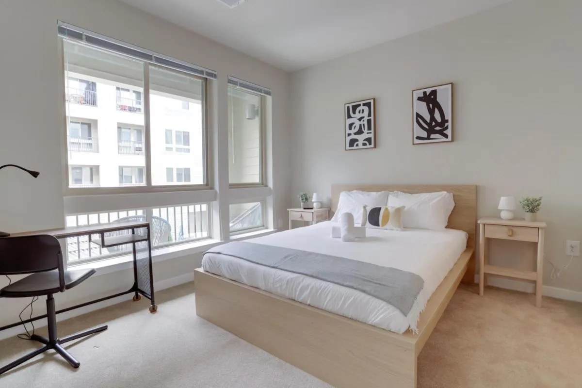 Image 1 of Stylish Apartment in Alexandria