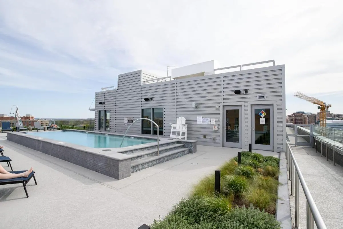 Image 6 of Stylish Condo at Clarendon with Rooftop Views