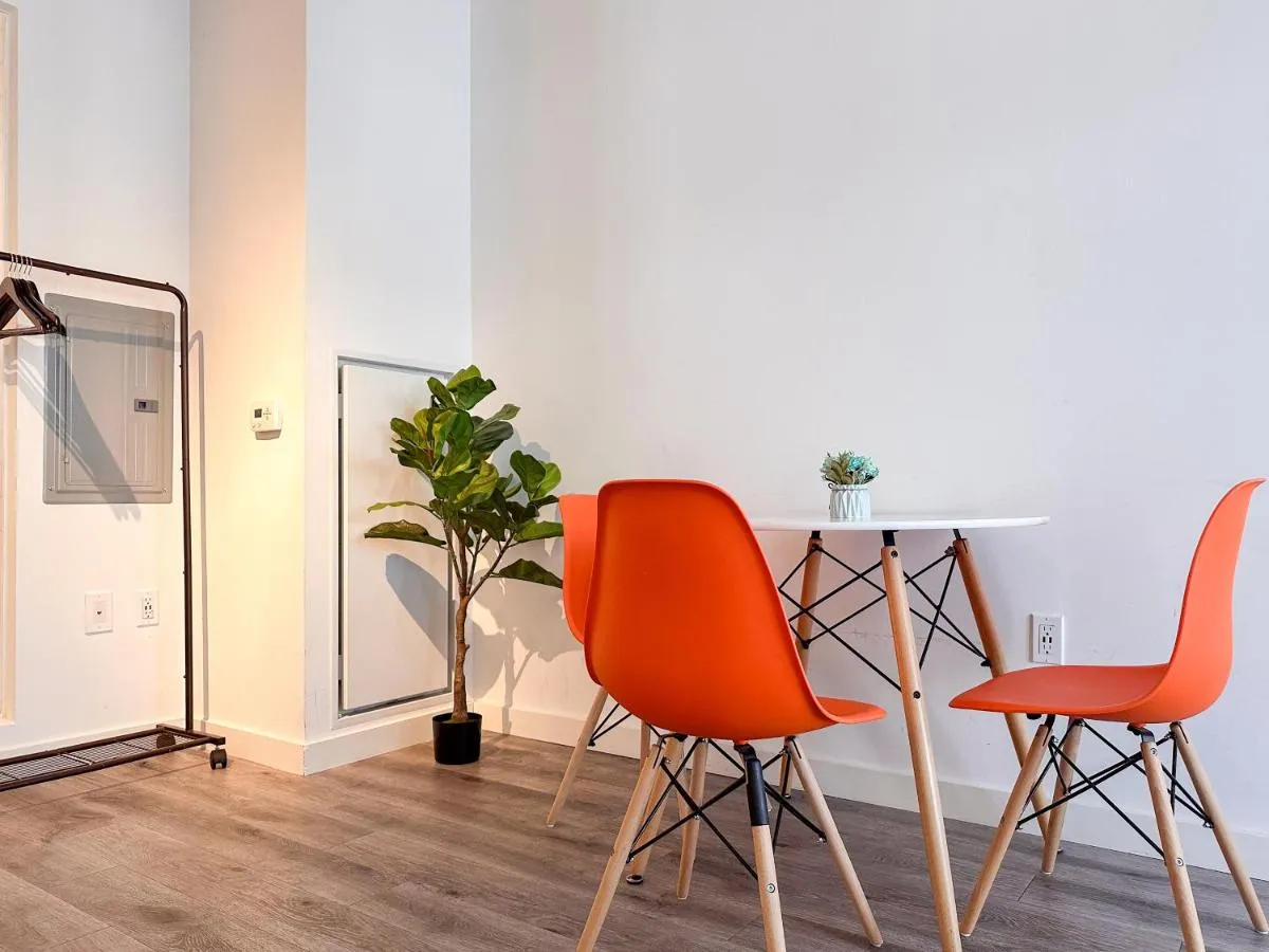 Image 6 of Suite The Wharf DC
