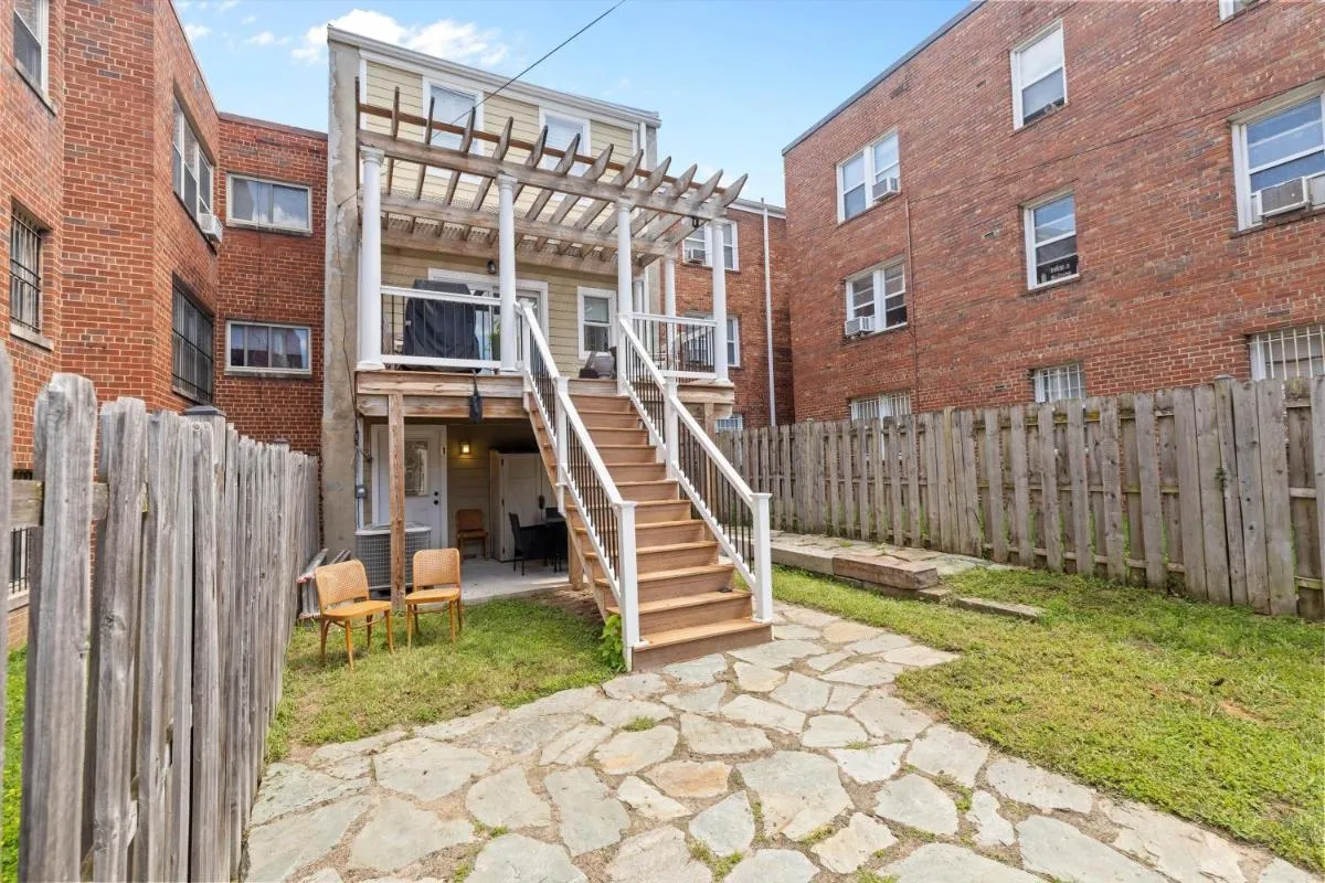 Image 4 of Sweet 2-BR Retreat By Capitol Hill