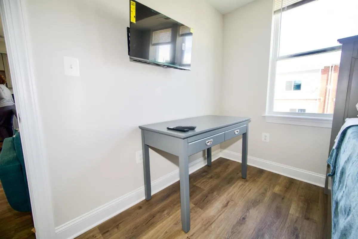 Image 1 of The Chey:Modern and Intimate