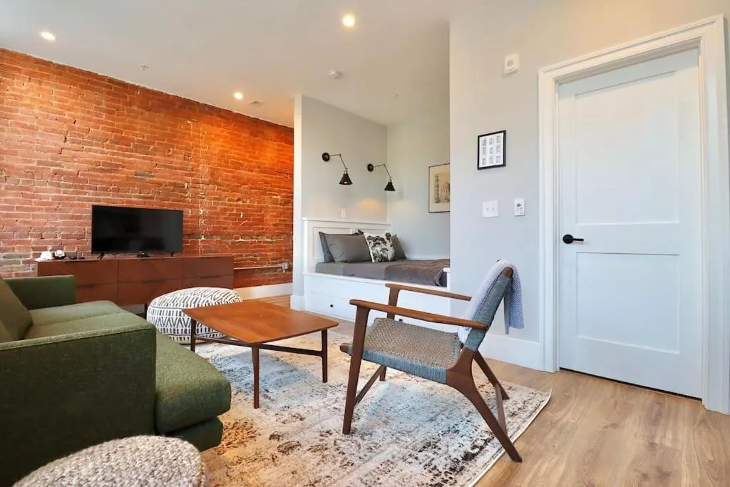 Image of The Royal Suite at Prince Street Inn