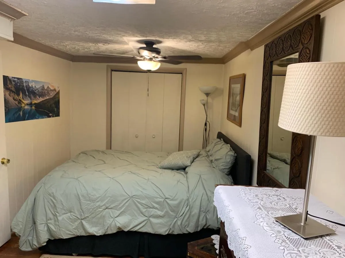 Image 5 of Tranquil & Cozy Basement Apartment by the woods