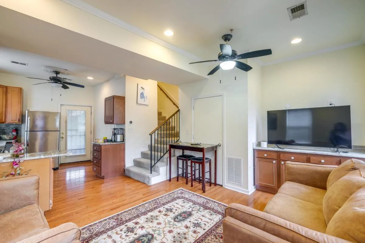 Image 4 of Washington DC Townhome with Home Theater!